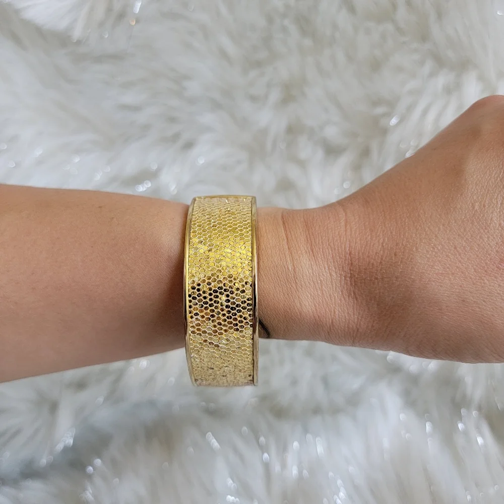 Chunky Gold Bangle - Picture 8 of 9